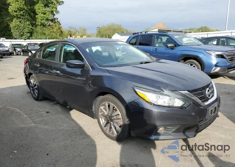 2017 Nissan Altima 2.5 z USA, uszkodzony, nr VIN 1N4AL3AP1HC120835